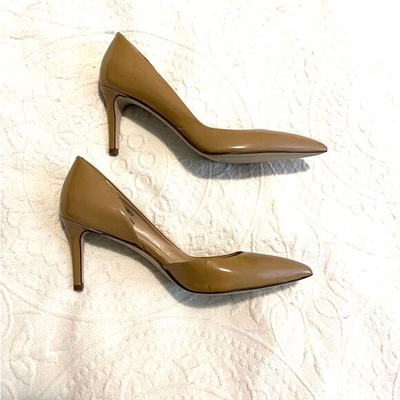J. Crew size 7.5 Neutral Beige Pointed Toe Patent Leather Pumps Heels - Picture 1 of 8